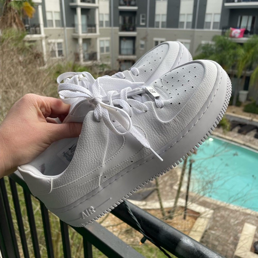 Nike airforce one sage low size 9